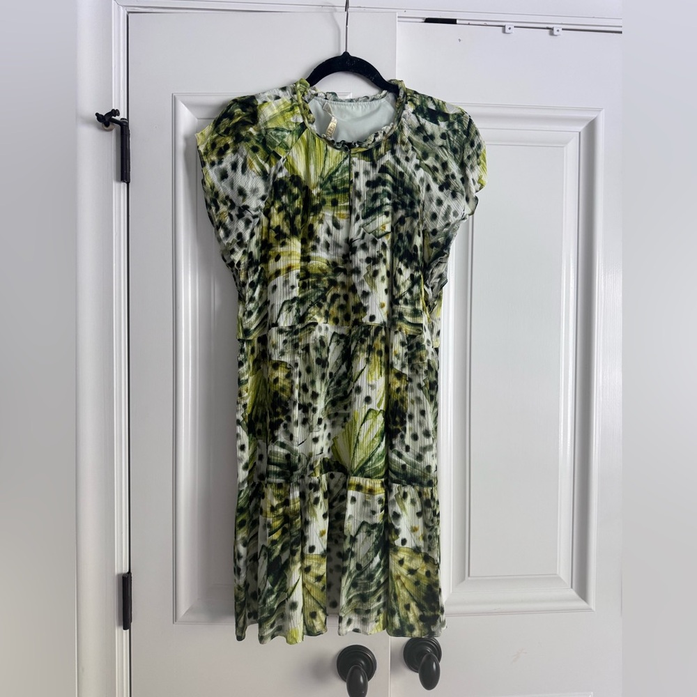 Marie Oliver Elegant Green and Black Dress